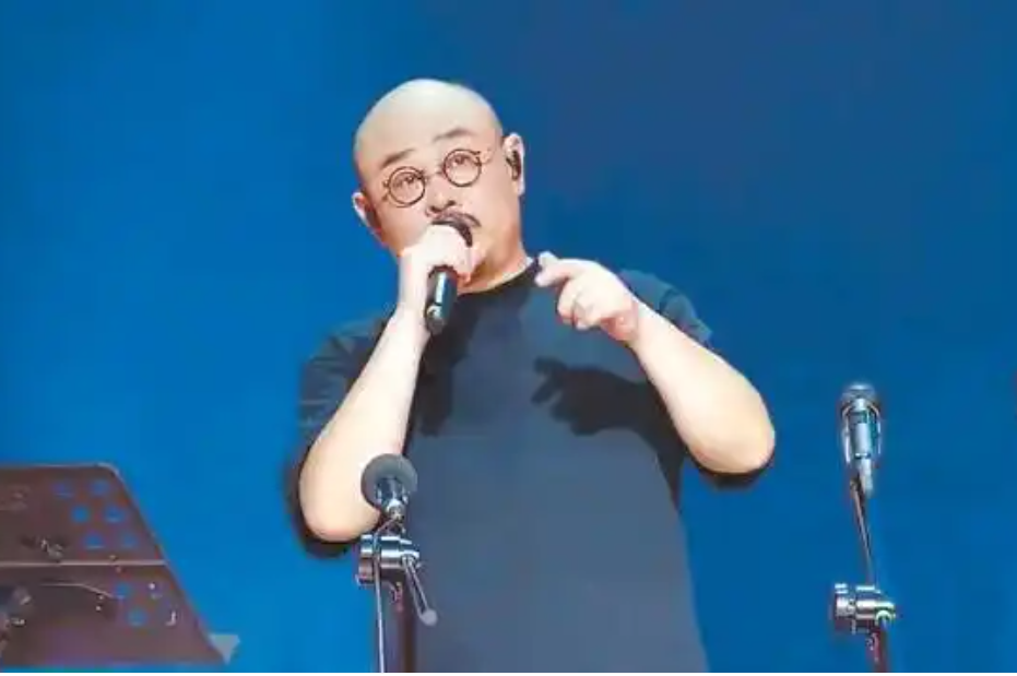 刀郎：从“西域情歌”到“山歌”